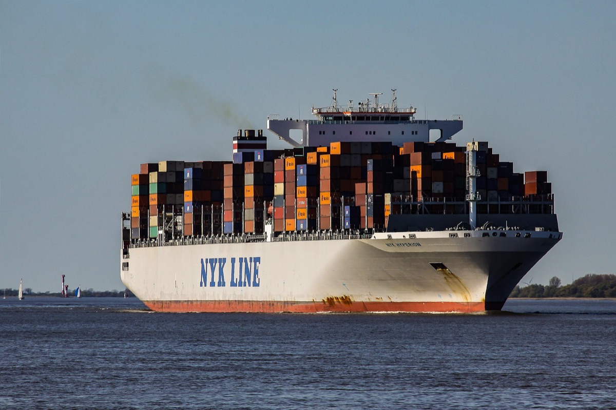 Container vessel loaded for export